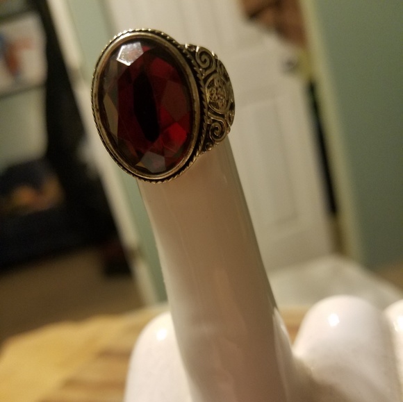 Silver Ring with Red Jewel - Picture 2 of 5